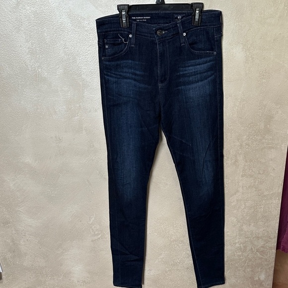 Ag Adriano Goldschmied Denim - AG Adriano Goldschmied Farrah skinny jeans sz 27 | like new condition.